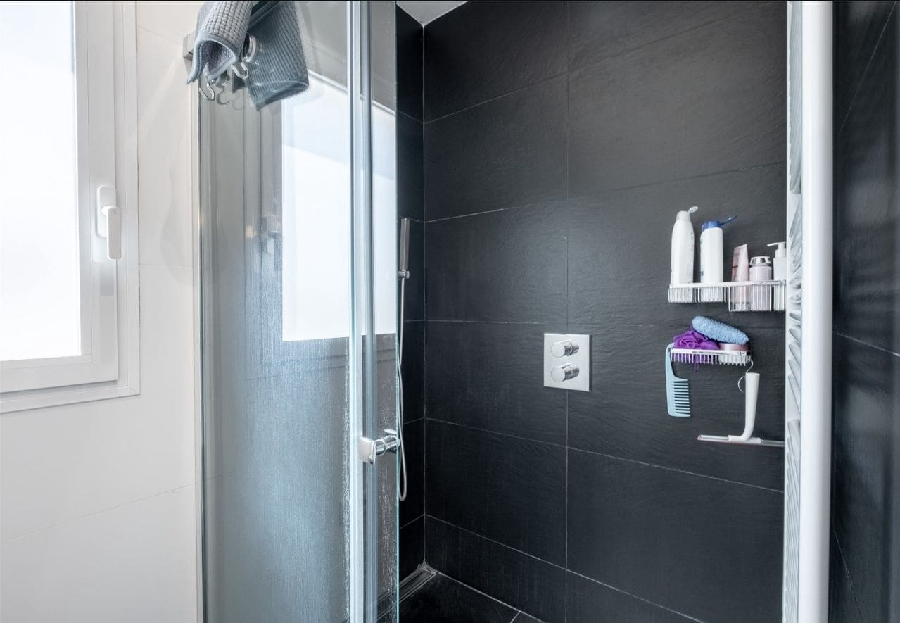 4 slaapkamer Villa te koop in Alfaz del Pi / L'Alfas del Pi met zwembad - € 585.000 (Ref: 9616763)