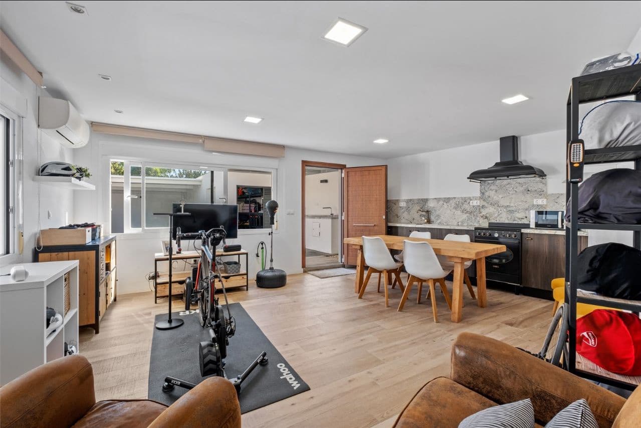 4 slaapkamer Villa te koop in Alfaz del Pi / L'Alfas del Pi met zwembad - € 585.000 (Ref: 9616763)