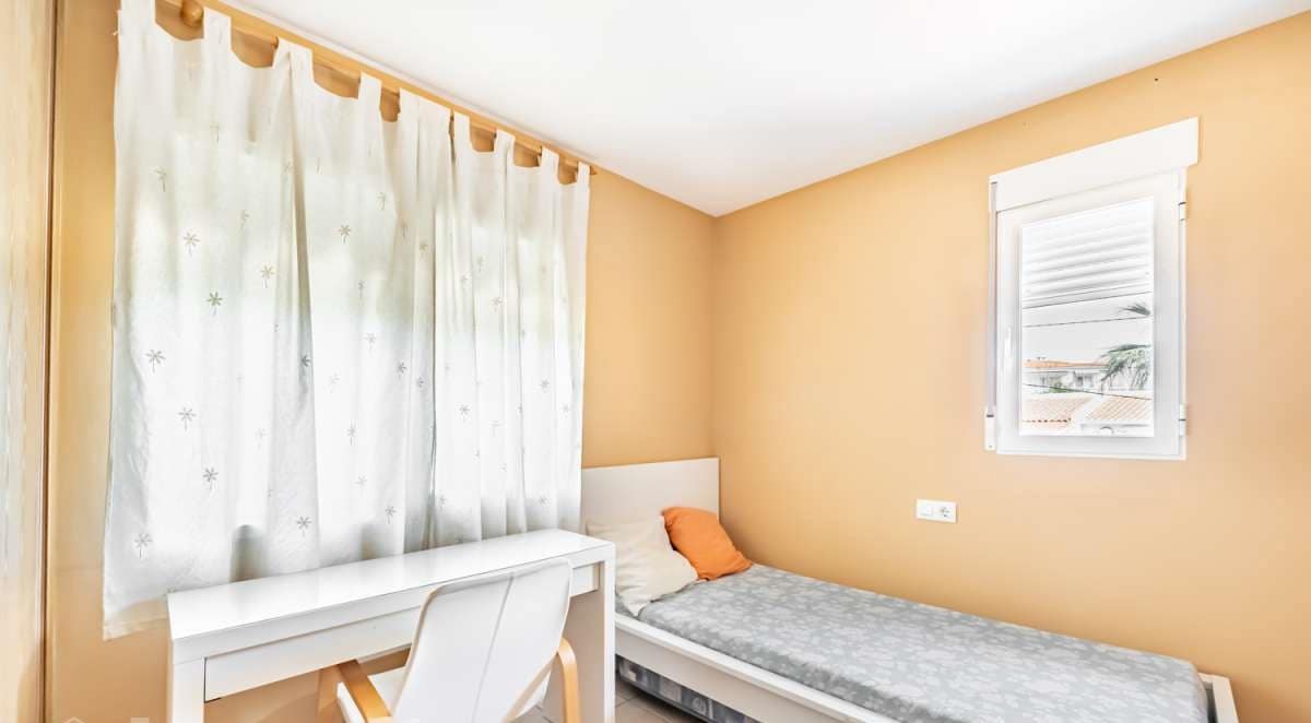 3 soveværelse Villa til salg i La Nucia med swimmingpool - € 444.000 (Ref: 9616765)