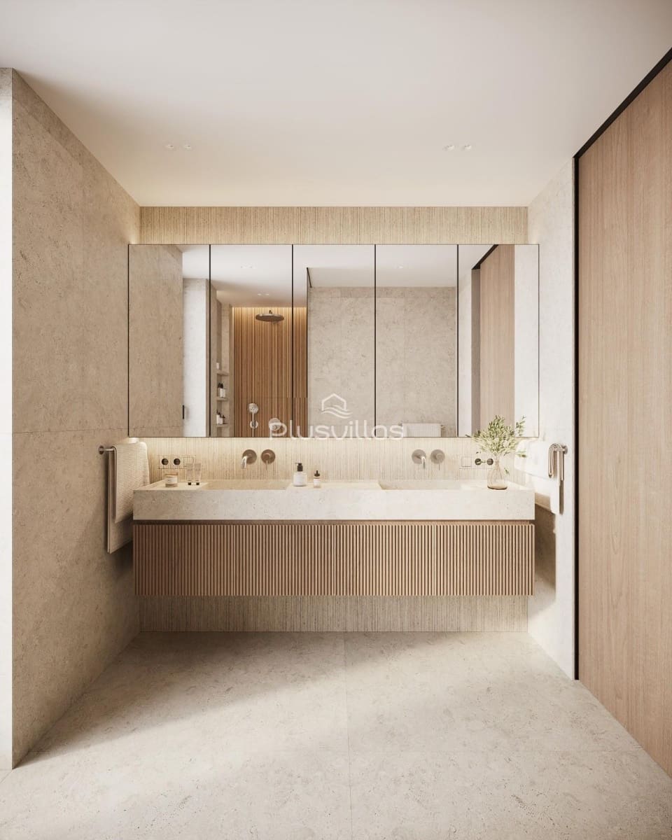 4 bedroom Villa for sale in Calpe / Calp with pool - € 1,600,000 (Ref: 9630435)