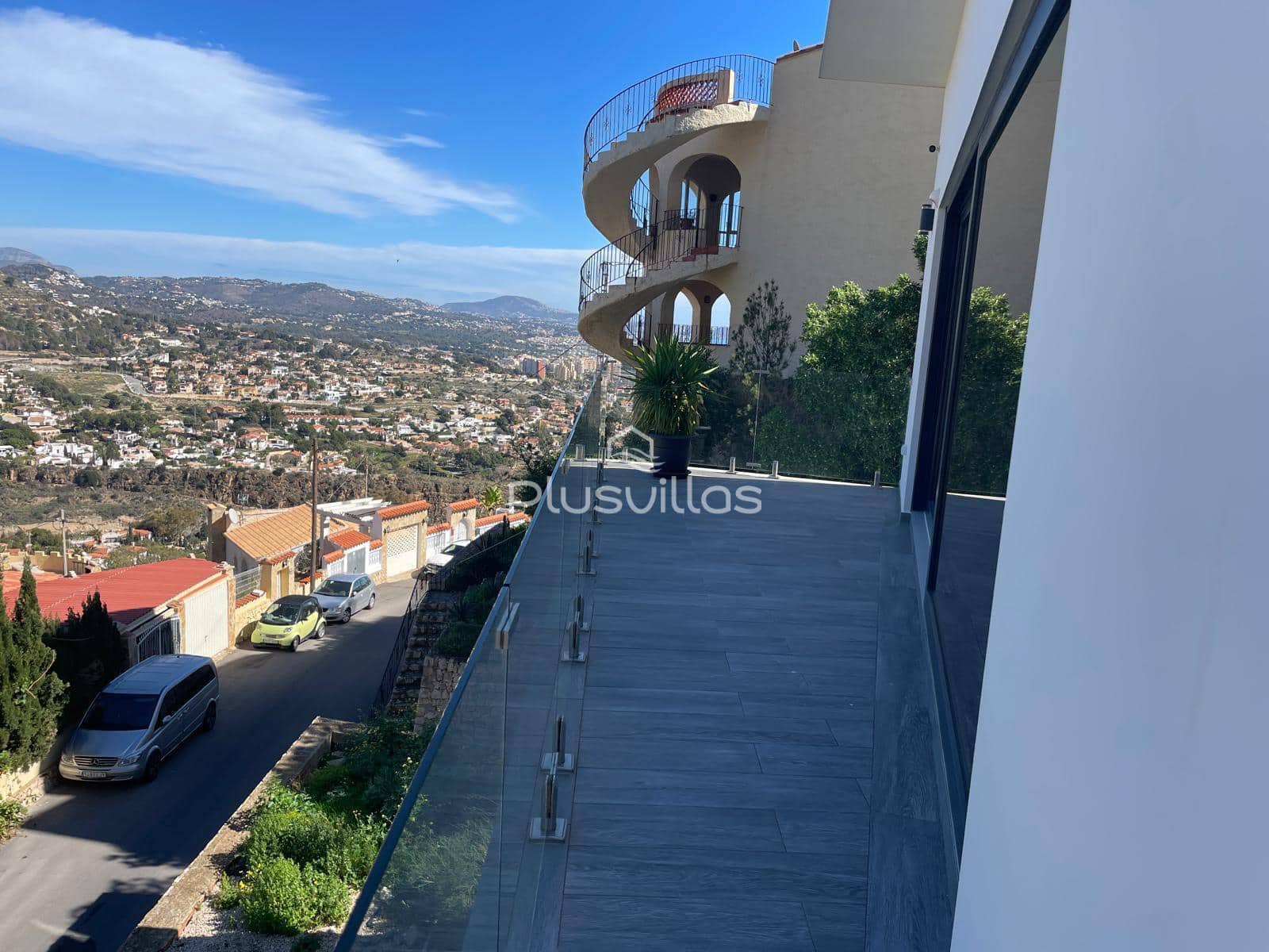 2 bedroom Villa for sale in Calpe / Calp - € 450,000 (Ref: 9649782)