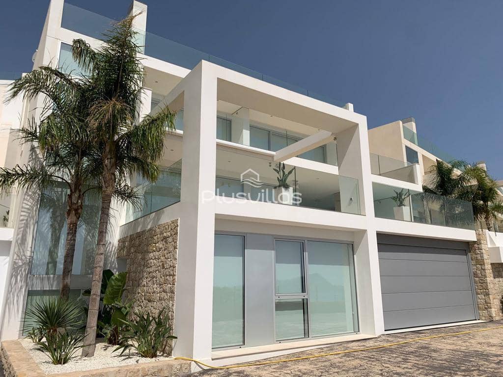 4 sovrum Villa till salu i Altea med pool - 850 000 € (Ref: 9666749)