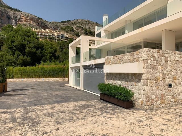 4 sovrum Villa till salu i Altea med pool - 850 000 € (Ref: 9666749)