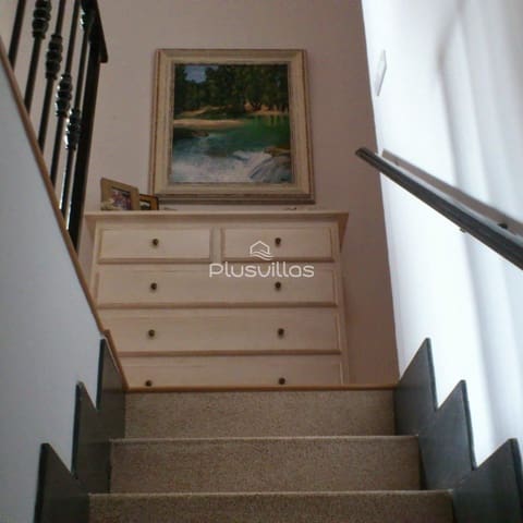 4 Zimmer Villa zu verkaufen in Pueblo, Calpe / Calp - 370.000 € (Ref: 9666751)