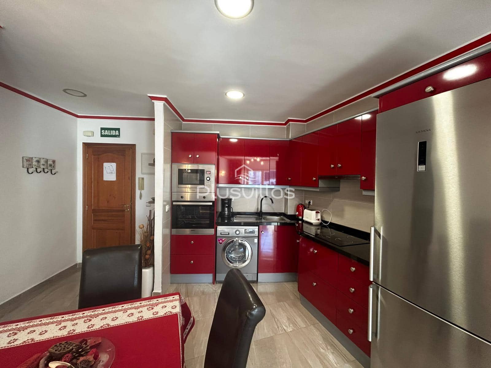 1 bedroom Apartment for sale in Calpe / Calp - € 266,000 (Ref: 9739108)