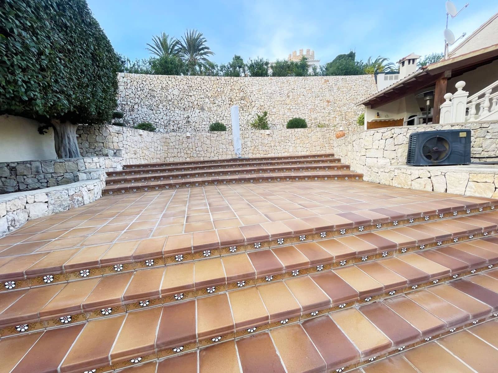 6 slaapkamer Villa te koop in Calpe / Calp met zwembad - € 899.000 (Ref: 9742141)