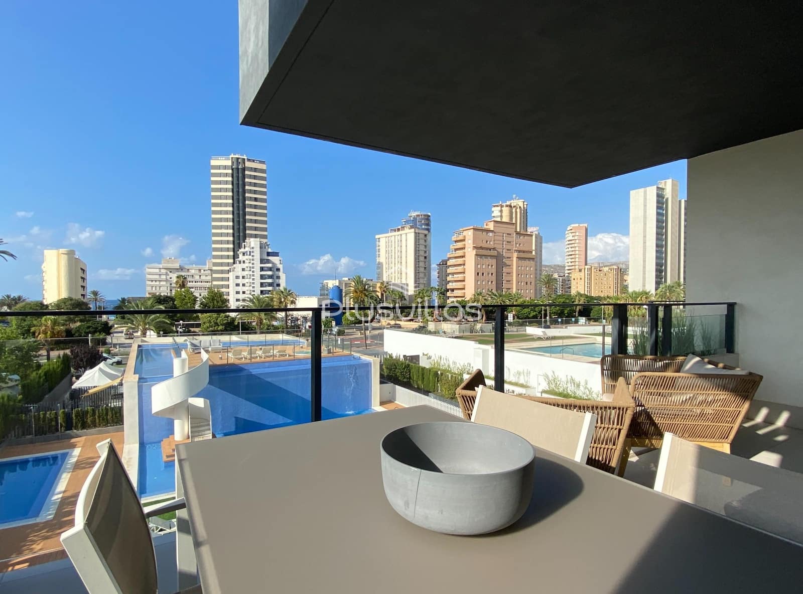 2 bedroom Apartment for sale in Calpe / Calp with pool - € 445,000 (Ref: 9752329)