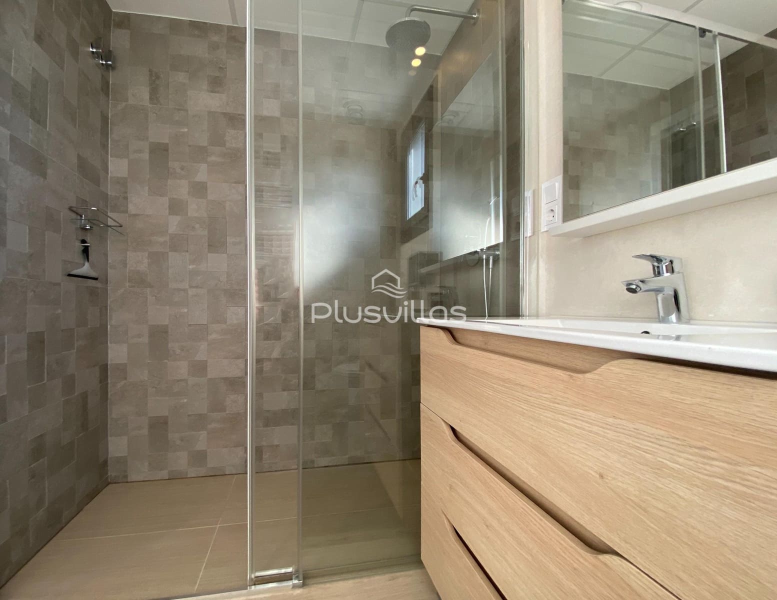 2 bedroom Apartment for sale in Calpe / Calp with pool - € 445,000 (Ref: 9752329)