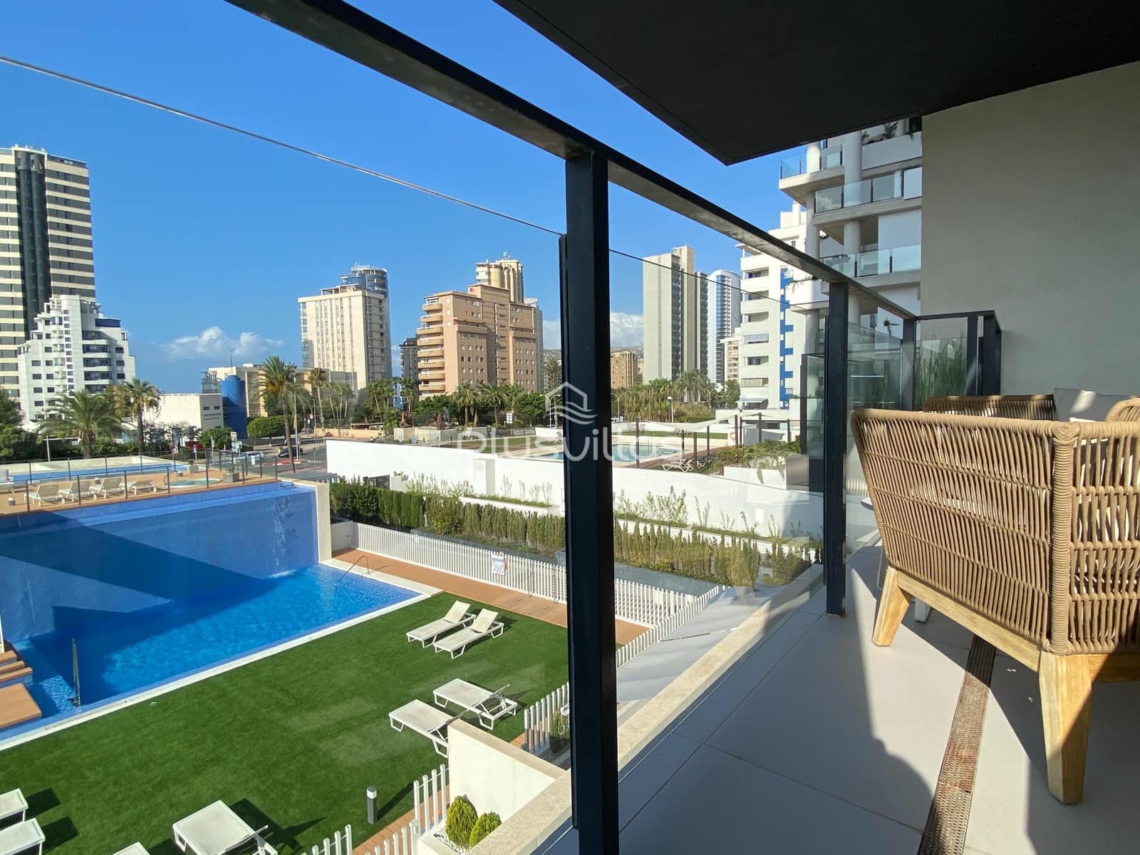 2 bedroom Apartment for sale in Calpe / Calp with pool - € 445,000 (Ref: 9752329)