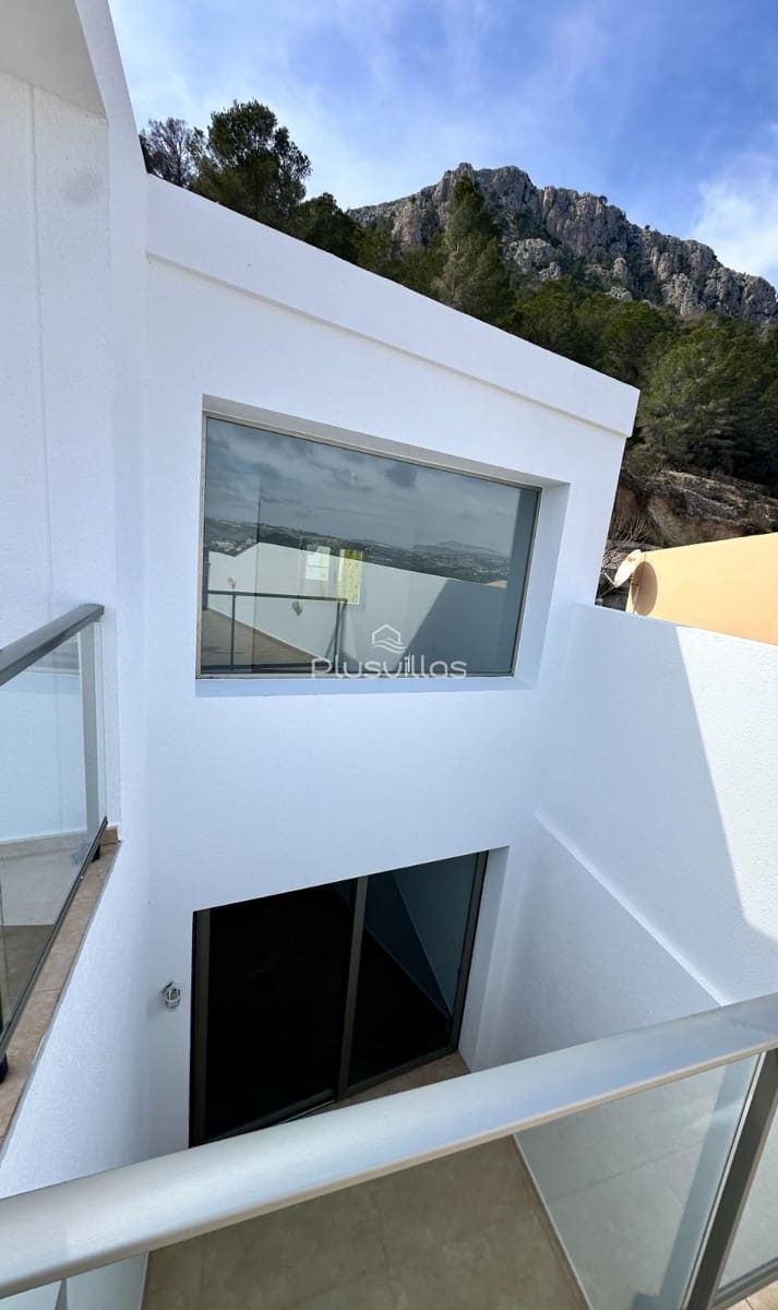 5 sypialnia Bungalow na sprzedaż w Calpe / Calp z basenem - 518 000 € (Ref: 9765183)