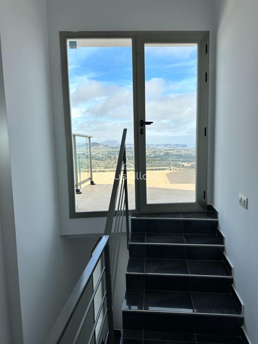 5 sypialnia Bungalow na sprzedaż w Calpe / Calp z basenem - 518 000 € (Ref: 9765183)