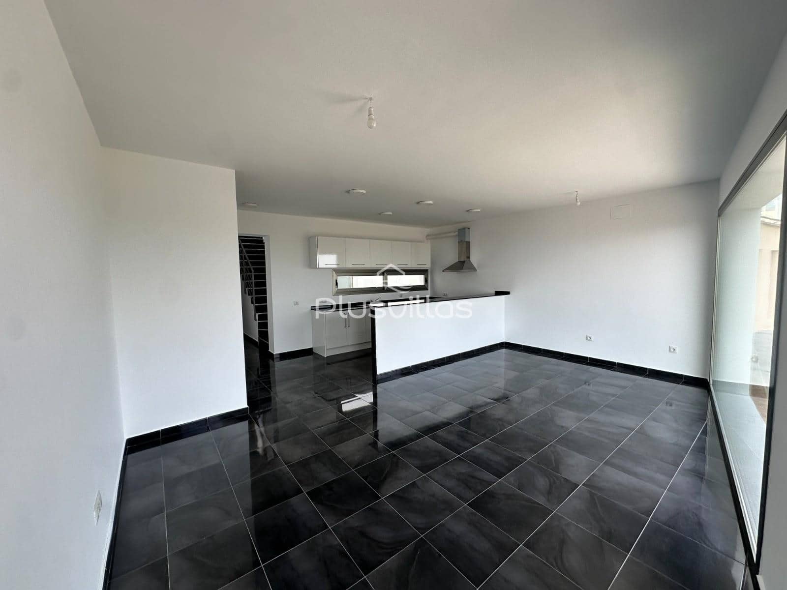 5 sypialnia Bungalow na sprzedaż w Calpe / Calp z basenem - 518 000 € (Ref: 9765183)