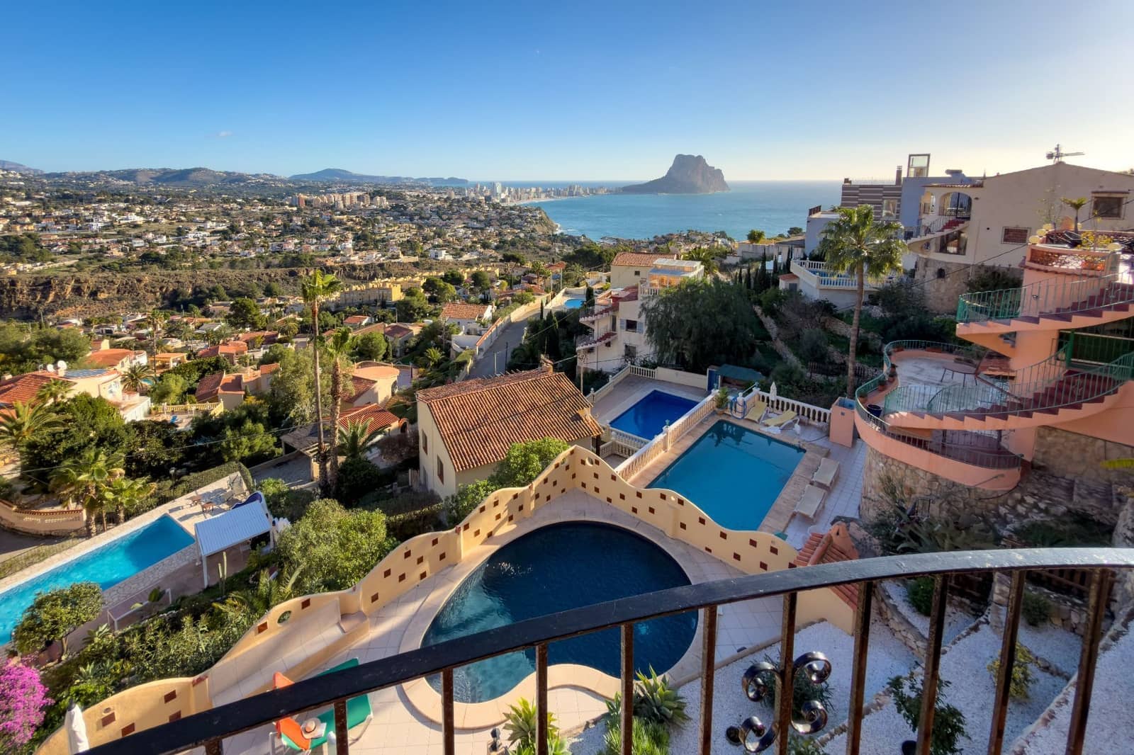 4 makuuhuone Huvila myytävänä paikassa Calpe / Calp mukana uima-altaan - 675 000 € (Ref: 9774325)