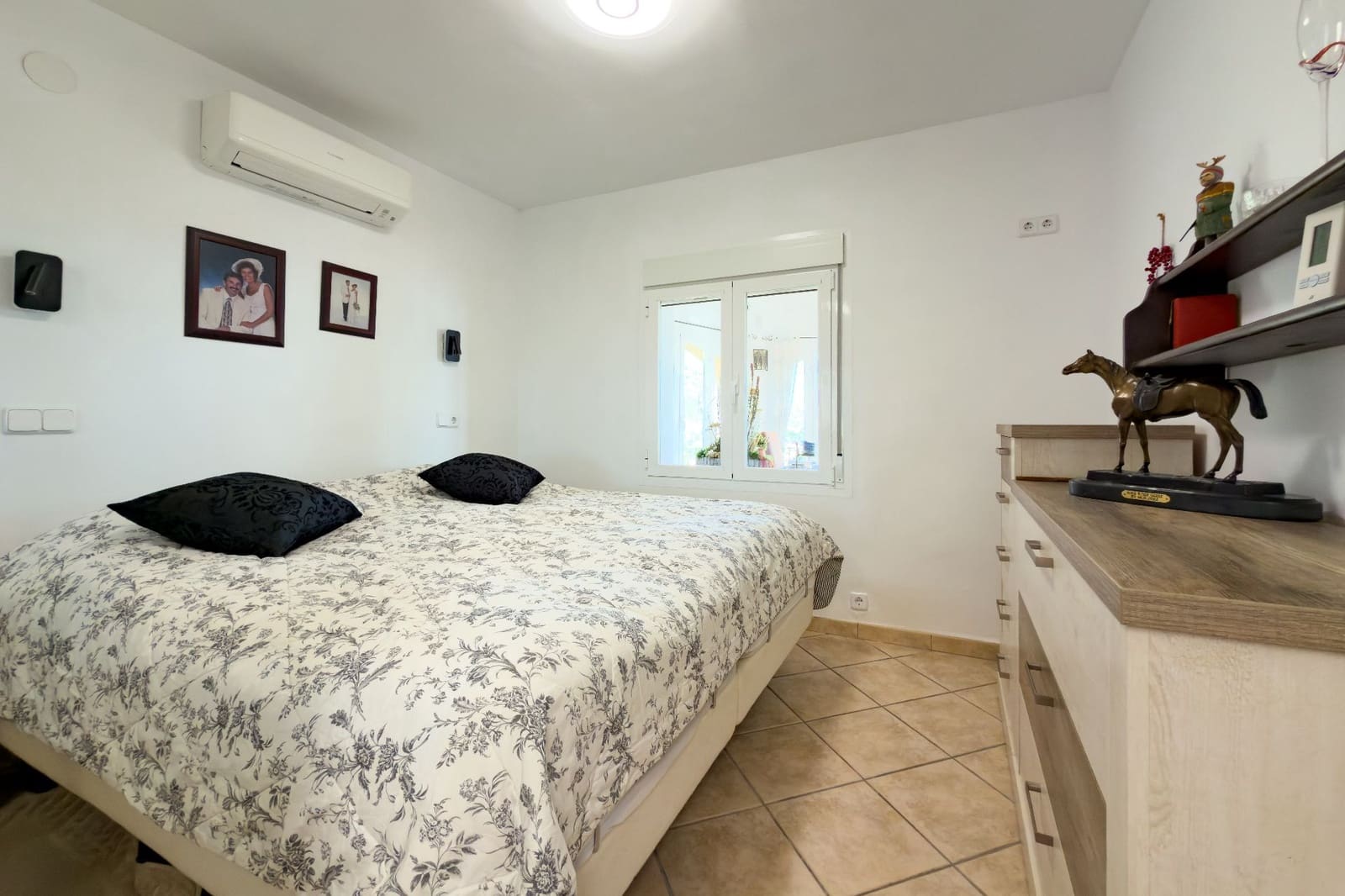 4 makuuhuone Huvila myytävänä paikassa Calpe / Calp mukana uima-altaan - 675 000 € (Ref: 9774325)