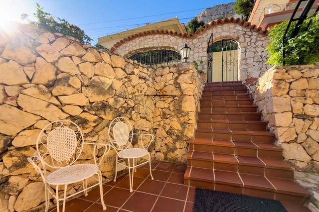 4 makuuhuone Huvila myytävänä paikassa Pueblo, Calpe / Calp mukana uima-altaan - 675 000 € (Ref: 9774325)