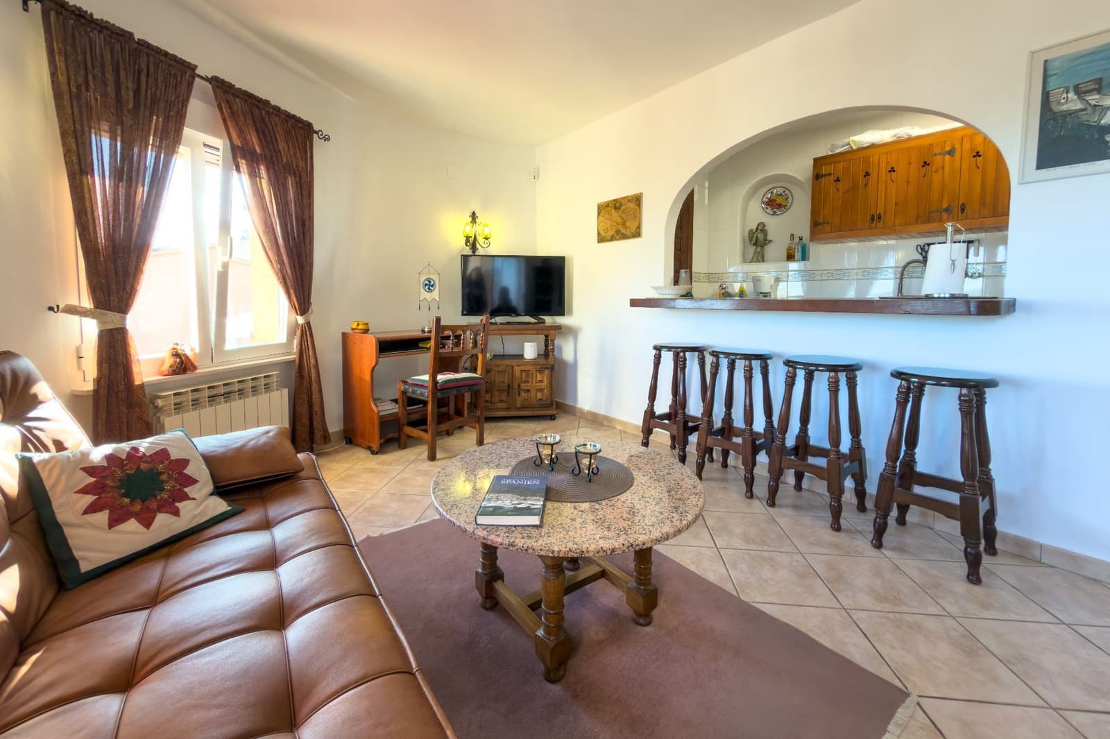 4 makuuhuone Huvila myytävänä paikassa Calpe / Calp mukana uima-altaan - 675 000 € (Ref: 9774325)