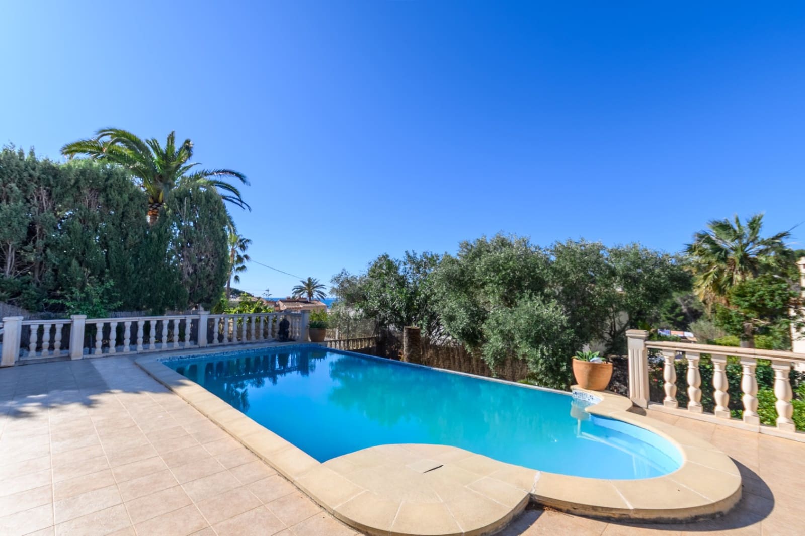 4 quarto Moradia para venda em Benissa com piscina - 590 000 € (Ref: 9778392)