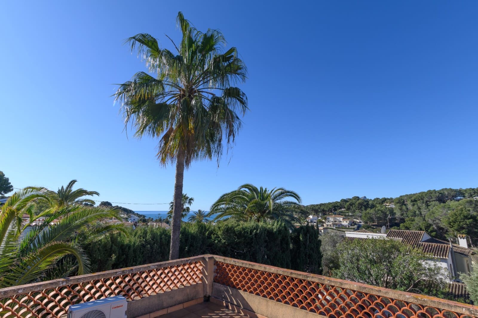 4 quarto Moradia para venda em Benissa com piscina - 590 000 € (Ref: 9778392)