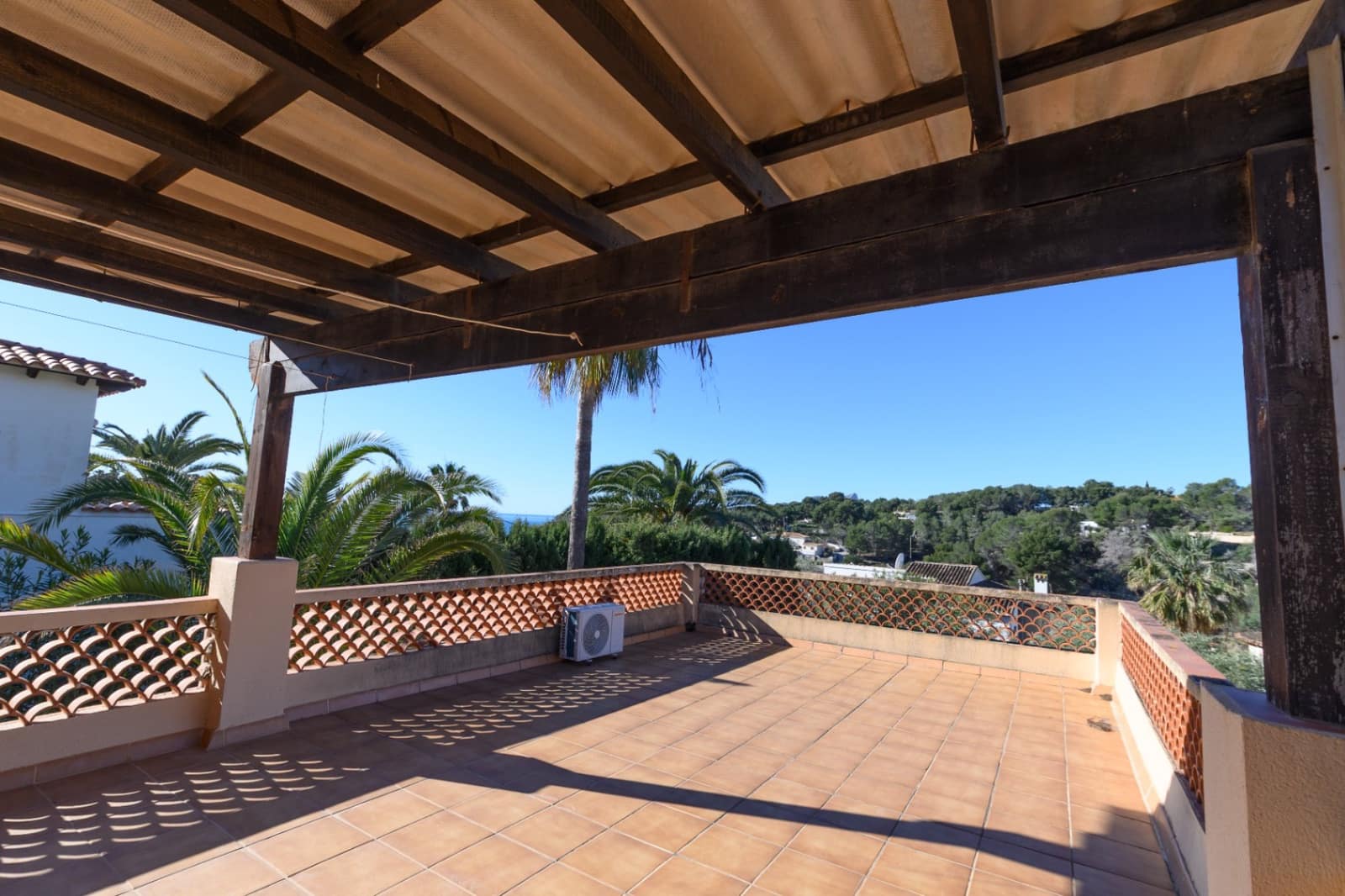 4 quarto Moradia para venda em Benissa com piscina - 590 000 € (Ref: 9778392)