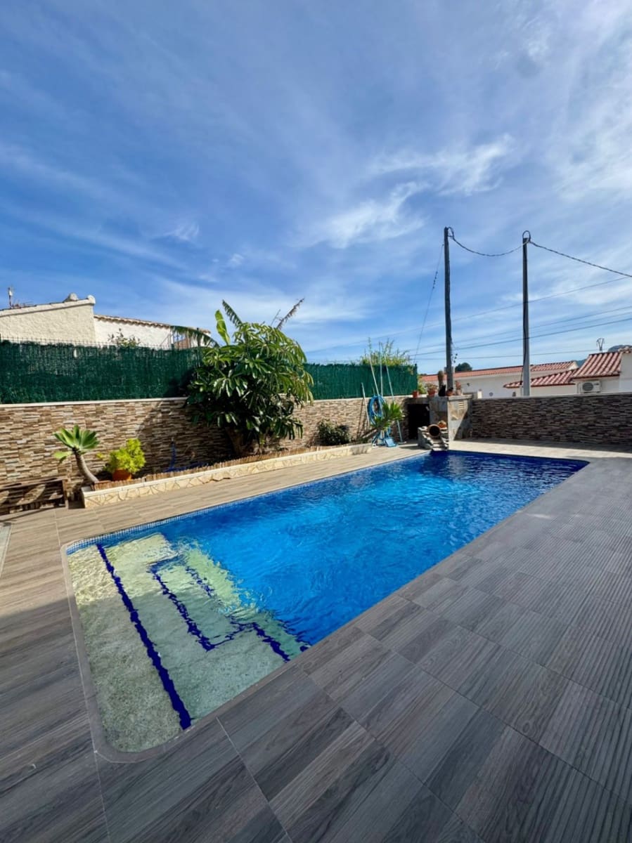 4 Zimmer Villa zu verkaufen in Calpe / Calp mit Pool - 900.000 € (Ref: 9778393)