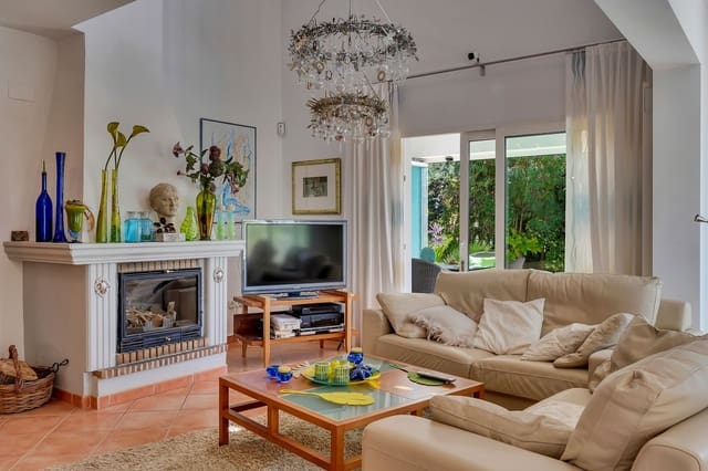 Chalet de 4 habitaciones en Benissa en venta con piscina - 1.100.000 € (Ref: 9804776)