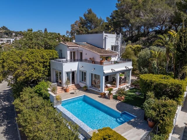 Chalet de 4 habitaciones en Benissa en venta con piscina - 1.100.000 € (Ref: 9804776)