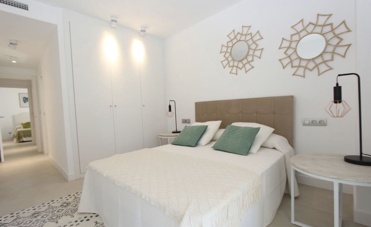 3 bedroom Apartment for sale in Calpe / Calp with pool - € 550,000 (Ref: 9806730)