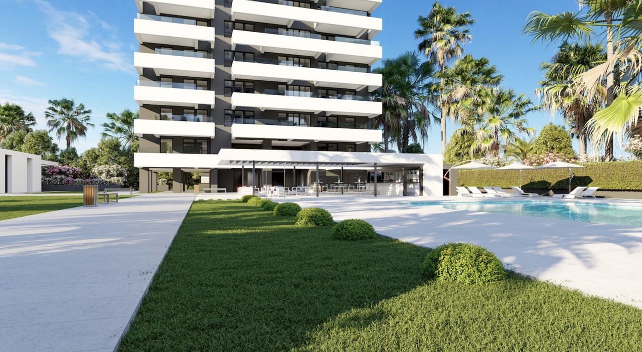 3 bedroom Apartment for sale in Calpe / Calp with pool - € 550,000 (Ref: 9806730)