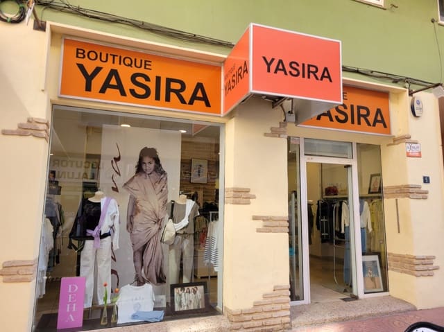 Local Comercial en Pueblo, Calpe / Calp en venta - 295.000 € (Ref: 9808343)