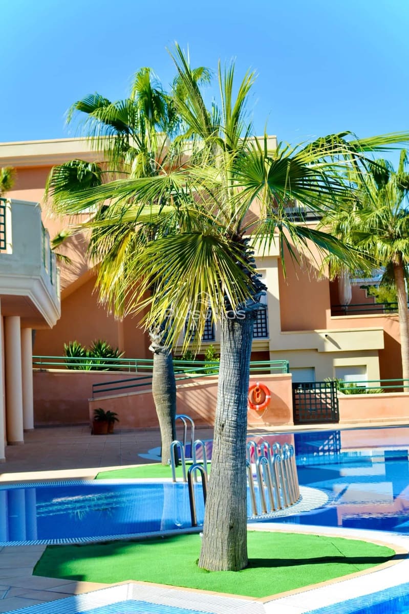 Apartamento de 2 habitaciones en Pedreguer en venta con piscina - 289.000 € (Ref: 9816086)