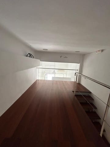 4 bedroom Commercial for sale in Pueblo, Calpe / Calp - € 99,000 (Ref: 9816087)