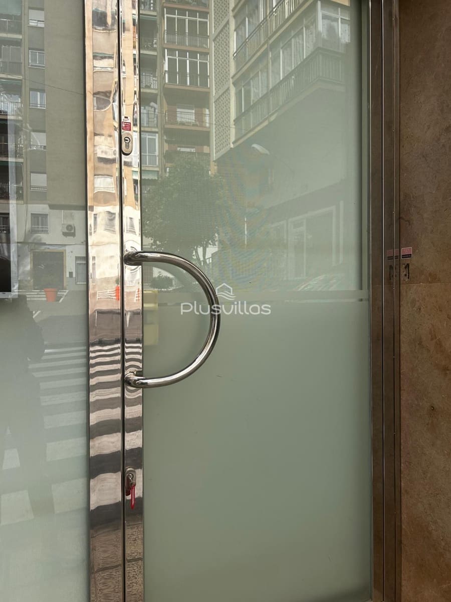 4 bedroom Commercial for sale in Calpe / Calp - € 99,000 (Ref: 9816087)