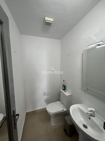 4 bedroom Commercial for sale in Pueblo, Calpe / Calp - € 99,000 (Ref: 9816087)