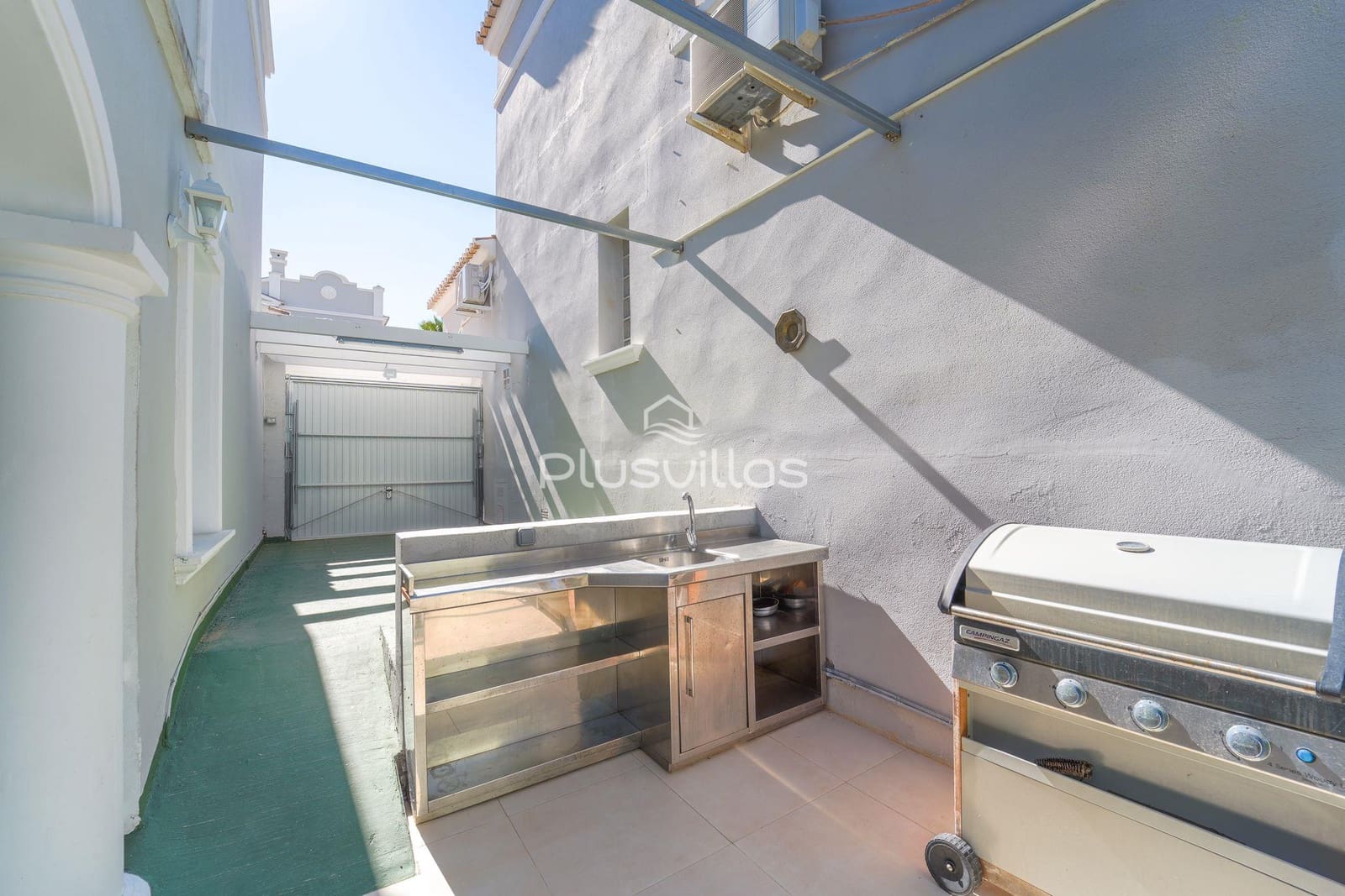 Bungalow de 3 habitaciones en Calpe / Calp en venta con piscina - 340.000 € (Ref: 9818433)