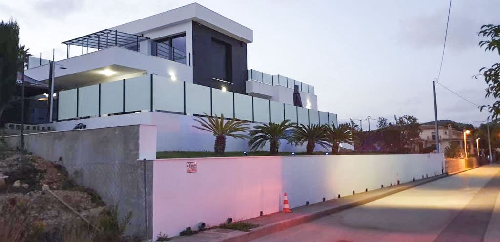 4 soveværelse Villa til salg i Calpe / Calp med swimmingpool - € 1.180.000 (Ref: 9820748)