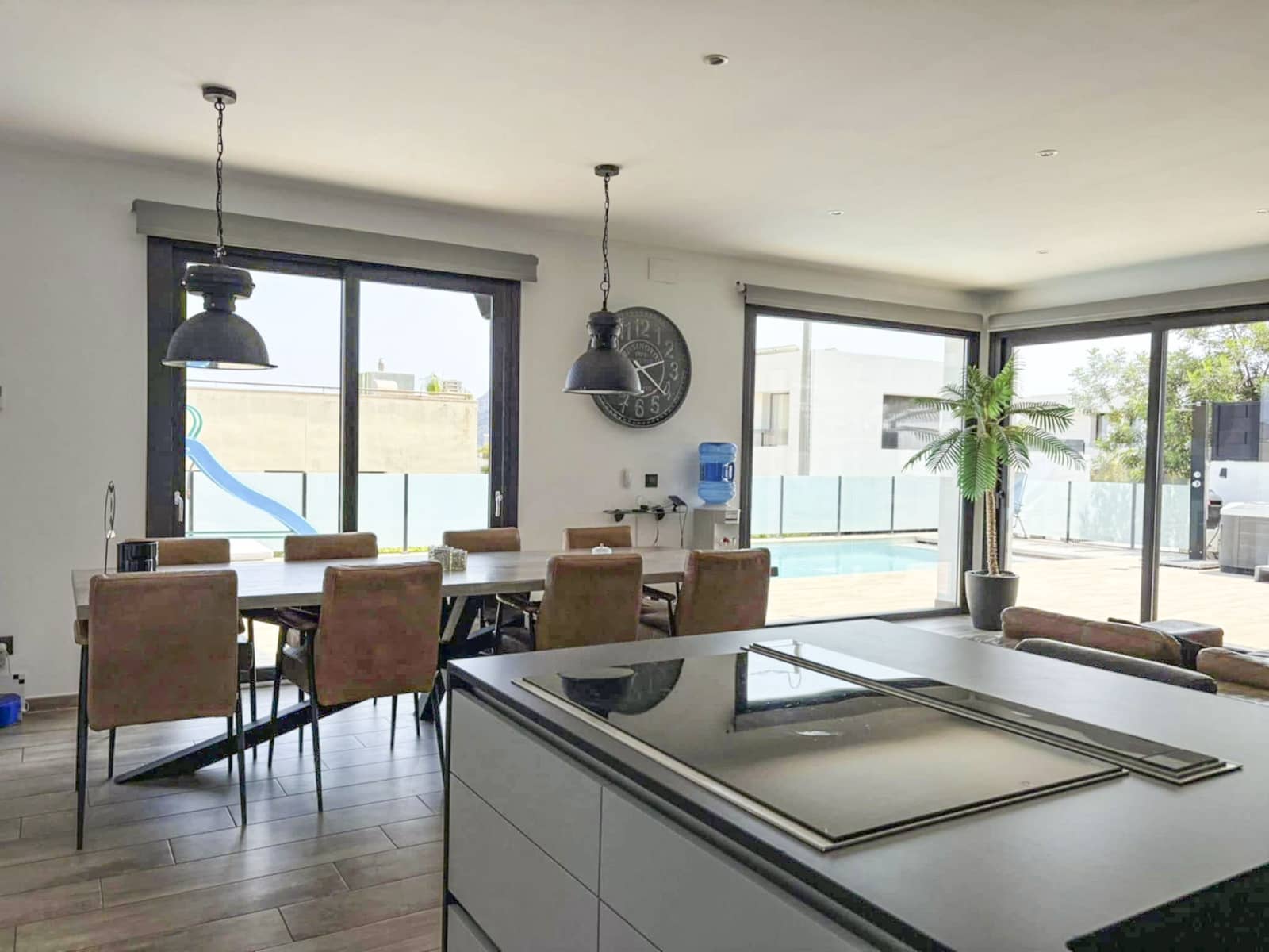 4 soveværelse Villa til salg i Calpe / Calp med swimmingpool - € 1.180.000 (Ref: 9820748)