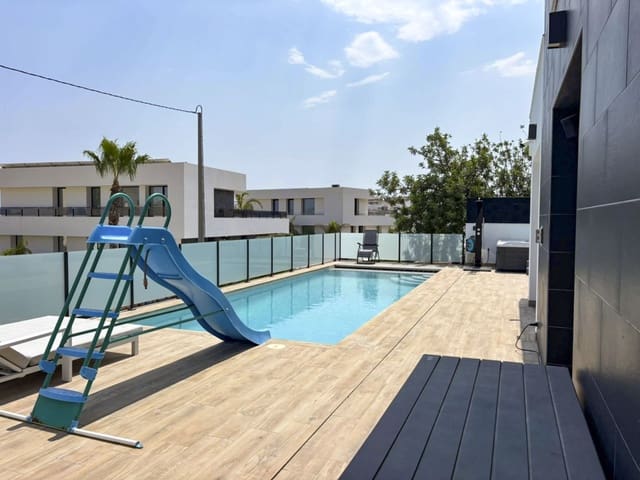 4 soveværelse Villa til salg i Pueblo, Calpe / Calp med swimmingpool - € 1.180.000 (Ref: 9820748)