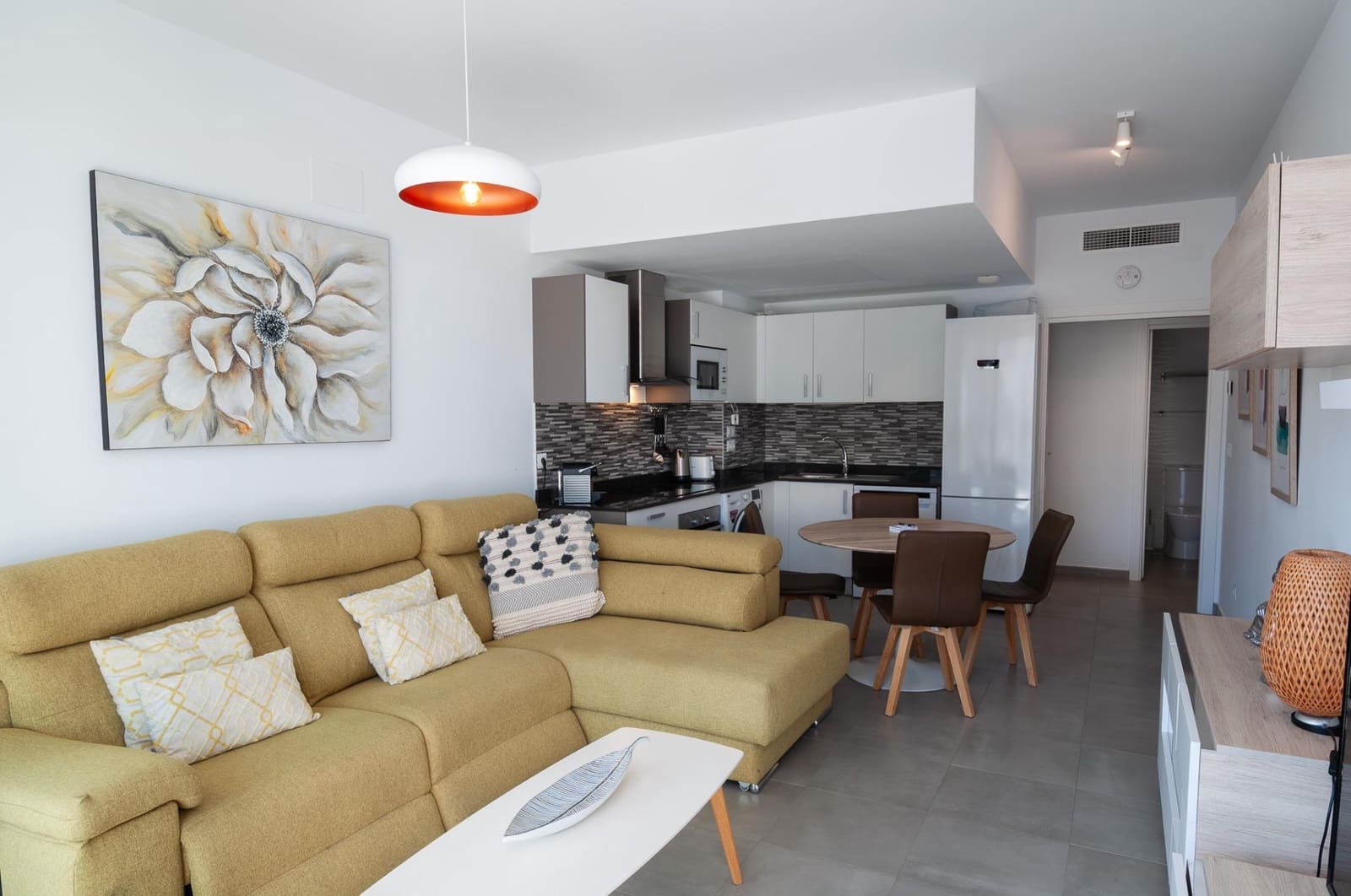 2 soveværelse Lejlighed til salg i Calpe / Calp med swimmingpool - € 429.000 (Ref: 9823106)