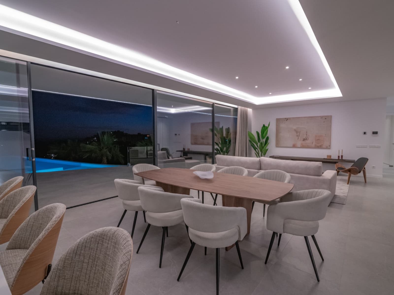 4 bedroom Villa for sale in Altea with pool - € 2,290,000 (Ref: 9823108)