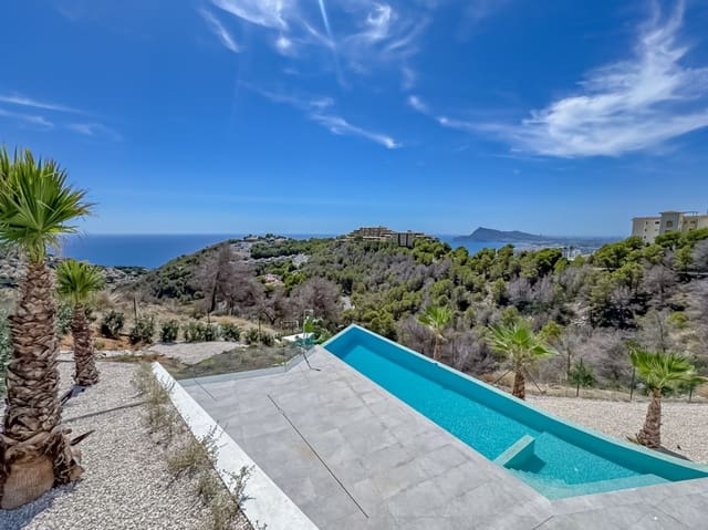 4 slaapkamer Villa te koop in Altea met zwembad - € 2.290.000 (Ref: 9823108)