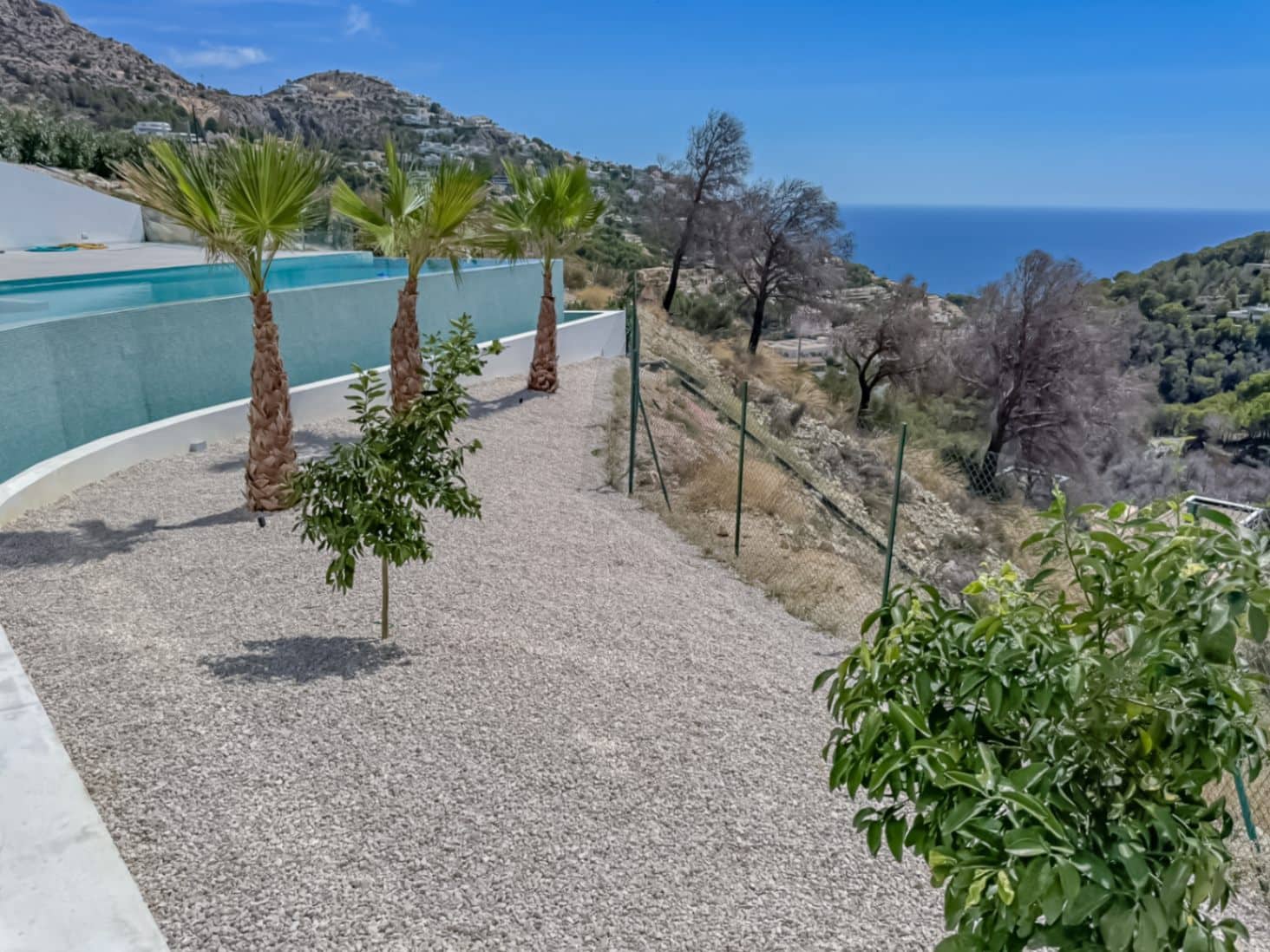 4 bedroom Villa for sale in Altea with pool - € 2,290,000 (Ref: 9823108)