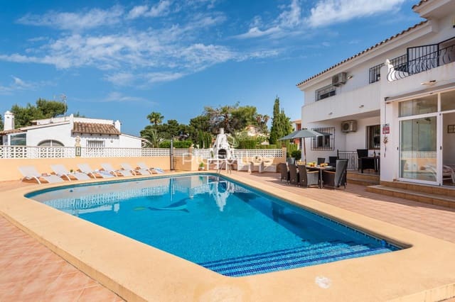 4 soveværelse Villa til salg i Cometa - Carrió, Calpe / Calp med swimmingpool - € 649.000 (Ref: 9829440)