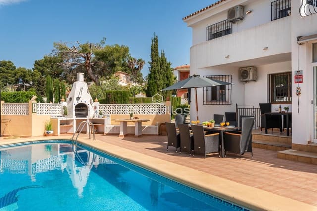 4 soveværelse Villa til salg i Cometa - Carrió, Calpe / Calp med swimmingpool - € 649.000 (Ref: 9829440)