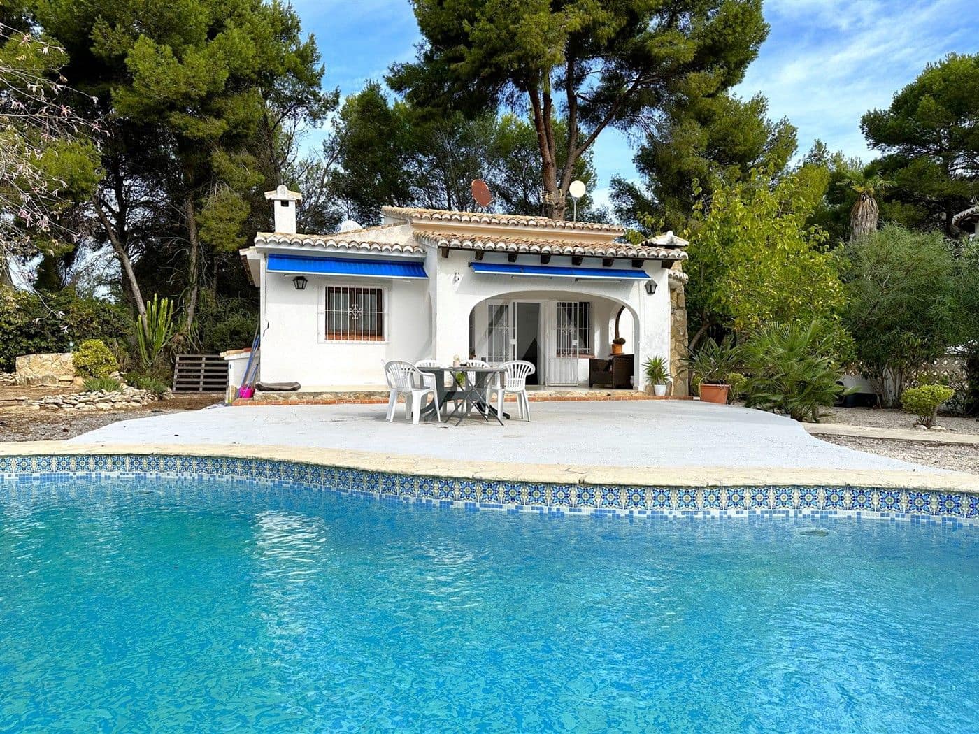 2 soverom Villa til salgs i Moraira med svømmebasseng - € 550 000 (Ref: 9836735)