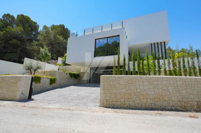 4 soverom Villa til salgs i Casco Urbano, Teulada-Moraira med svømmebasseng - € 1 499 000 (Ref: 9836740)
