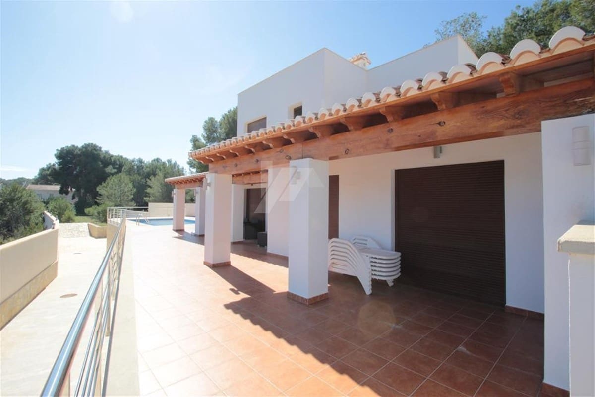 6 soverom Villa til salgs i Moraira med svømmebasseng - € 2 700 000 (Ref: 9836741)