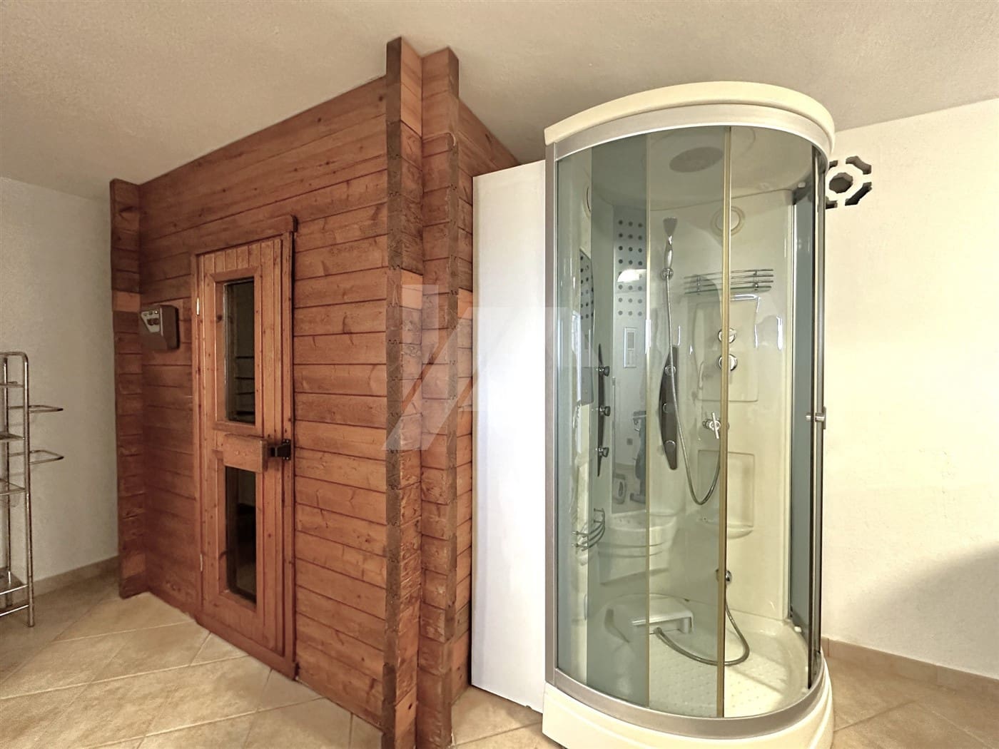 3 bedroom Villa for sale in Moraira with pool - € 990,000 (Ref: 9839650)