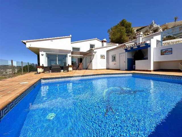 3 soverom Villa til salgs i Pinar del Advocat - Cometa, Teulada-Moraira med svømmebasseng - € 990 000 (Ref: 9839650)
