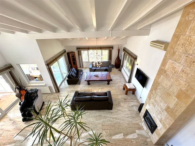 3 soverom Villa til salgs i Pinar del Advocat - Cometa, Teulada-Moraira med svømmebasseng - € 990 000 (Ref: 9839650)