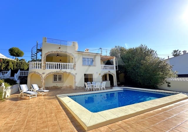 4 sovrum Villa till salu i Benissa med pool - 650 000 € (Ref: 9839660)